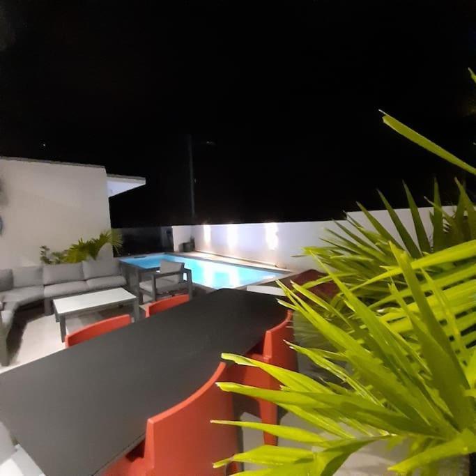 Palm Villas Сент-Анн Екстер'єр фото